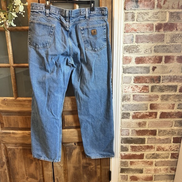 Vintage Carhartt Jeans Men's 40x30 Relaxed Fit Leather Patch Medium‎ Wash - Picture 3 of 5